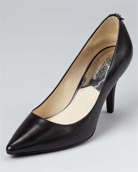michael kors mk flex mid pump